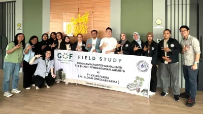 Mahasiswa S2 di PT Kalbe Farma