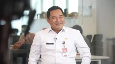 Profil Bahtiar Baharuddin, Staf Ahli Mendagri yang ditahan Kejati Sulsel dalam kasus dugaan korupsi pengadaan bibit nenas.