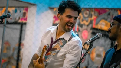 Tiket konser Josh Holmes ludes di Jakarta