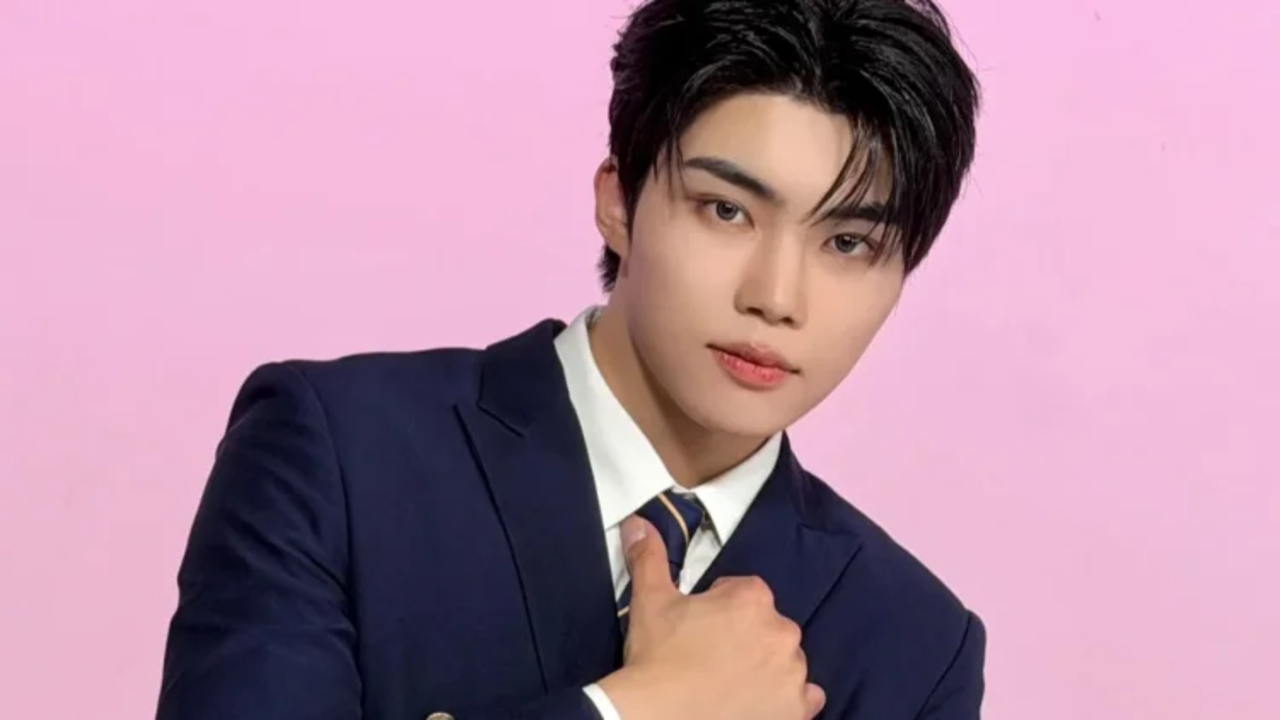 Personel ZEROBASEONE, Park Gun Wook. (Foto: X/ZB1_official)