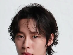 Dead-End Job Bawa Lee Jae-wook ke Horor Kerja Paruh Waktu